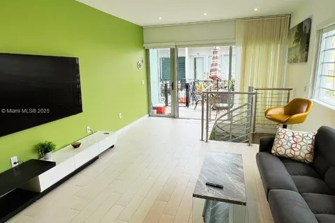2130 Park Ave # 9, Miami Beach FL 33139