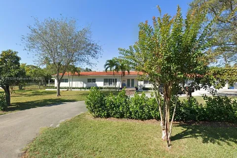 7500 SW 81st Ave, Miami FL 33143