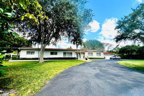 7500 SW 81st Ave, Miami FL 33143