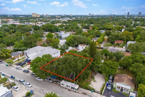 6775 NW 4th Ave, Miami FL 33150