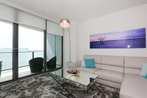 460 NE 28th St # 2305, Miami FL 33137