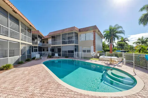 2201 SE 9th St # 108, Pompano Beach FL 33062