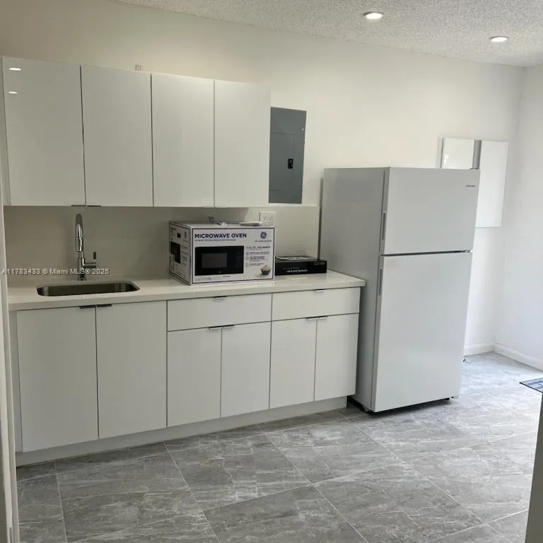 13944 SW 157th St # 1, Miami FL 33177