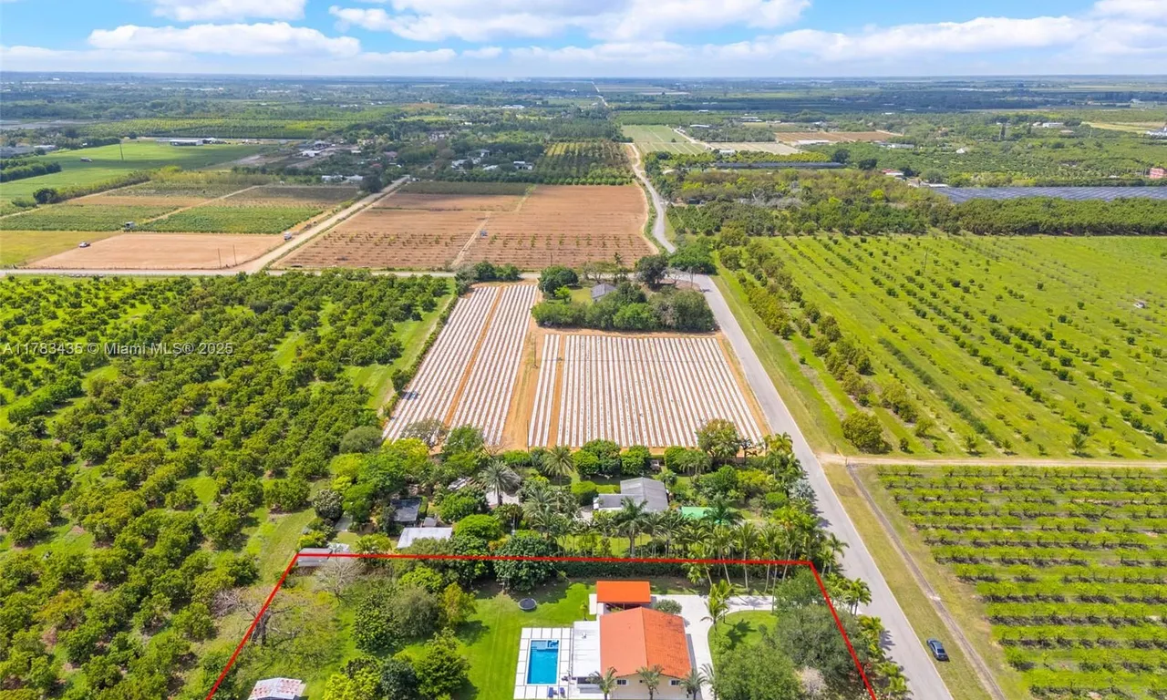 28505 SW 207th Ave, Homestead FL 33030