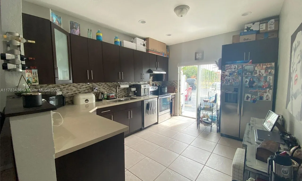 6922 NW 179th St # 5, Hialeah FL 33015