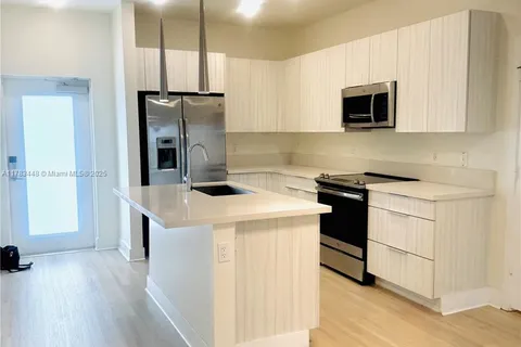 4700 NW 84th Ave # 47, Doral FL 33166