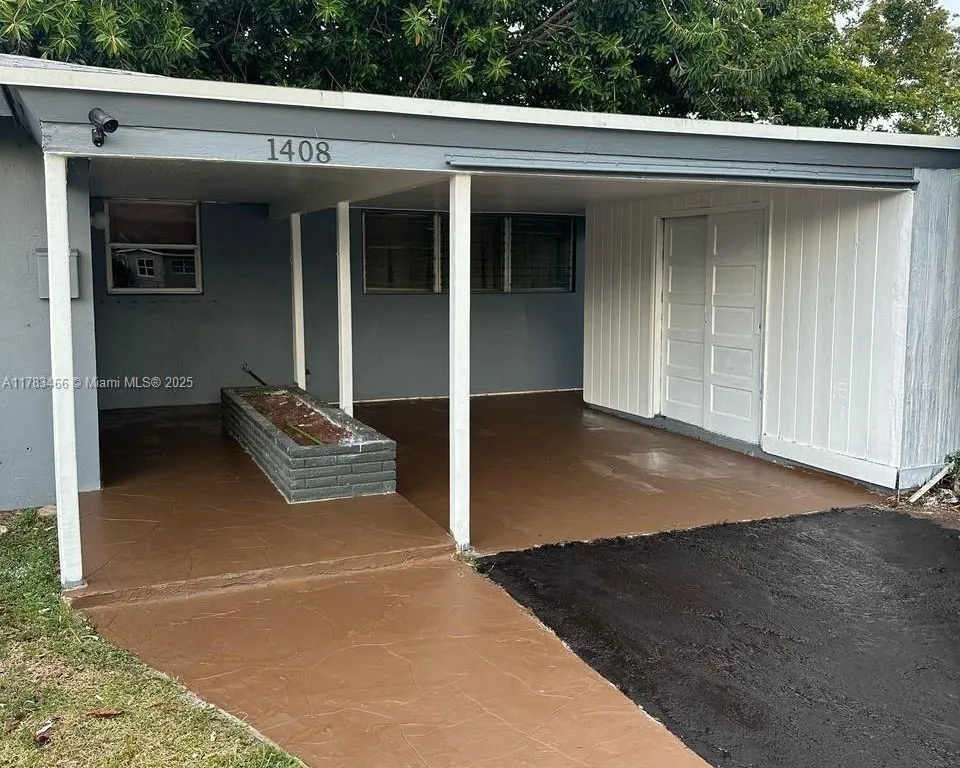 1408 NW 9th Ave, Fort Lauderdale FL 33311
