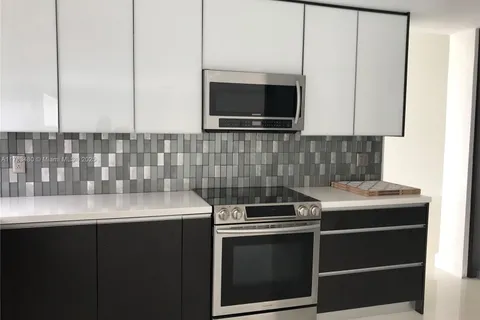 10957 NW 59th St, Doral FL 33178