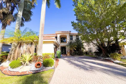 1983 Harbor View Cir # 1983, Weston FL 33327