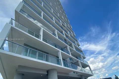 2000 Metropica Way # 2205, Sunrise FL 33323