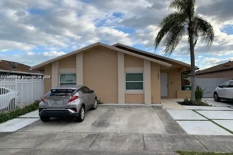 11882 SW 209th Ter, Miami FL 33177
