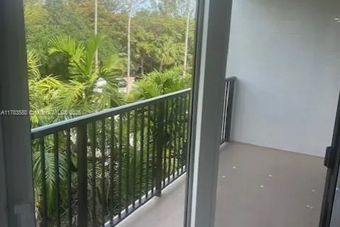 55 Ocean Lane Dr # 3034, Key Biscayne FL 33149