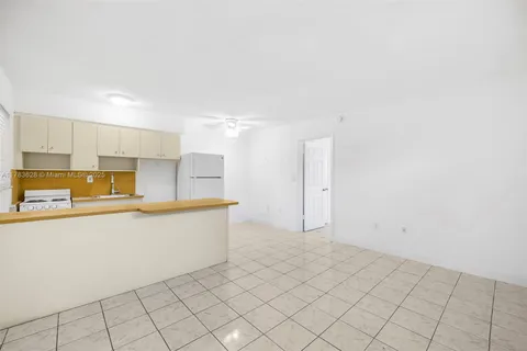 7155 W 14th Ct # 19, Hialeah FL 33014