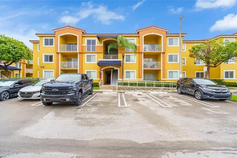 20930 SW 87th Ave # 106, Cutler Bay FL 33189