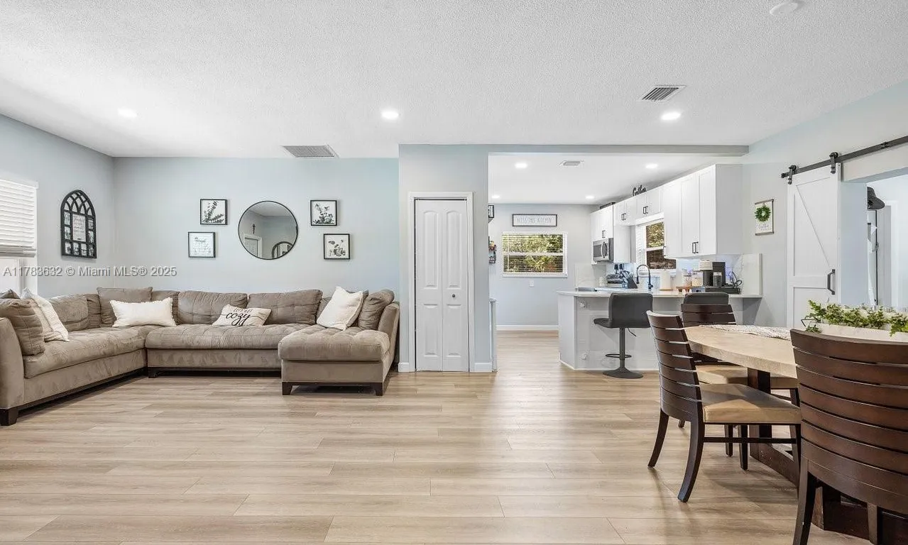 5349 Van Buren Rd, Delray Beach FL 33484
