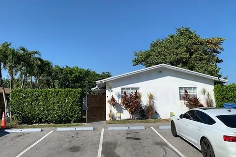 101 NW 56th Ct # 1, Oakland Park FL 33309
