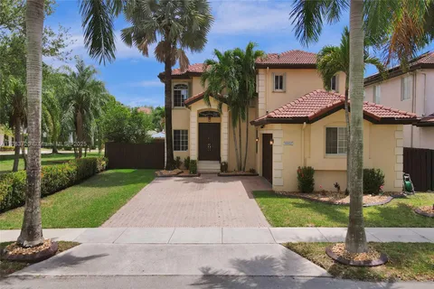 16602 SW 61st Ln, Miami FL 33193
