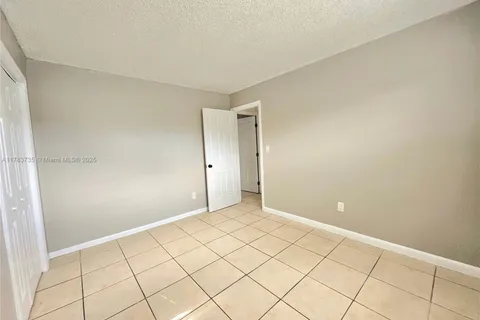 721 NW 3rd Ave # 205, Fort Lauderdale FL 33311
