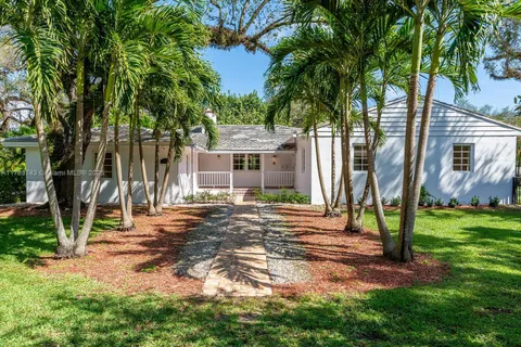 4701 Santa Maria St, Coral Gables FL 33146
