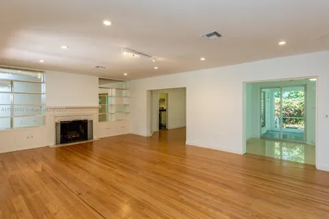 4701 Santa Maria St, Coral Gables FL 33146
