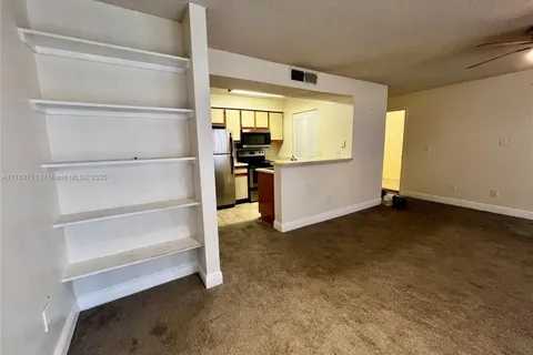 1253 SW 46th Ave # 1602, Pompano Beach FL 33069