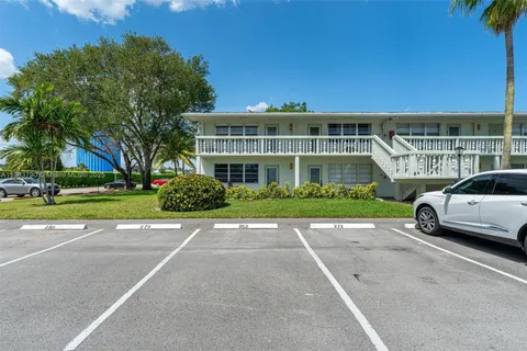 284 Prescott  N # 284, Deerfield Beach FL 33442