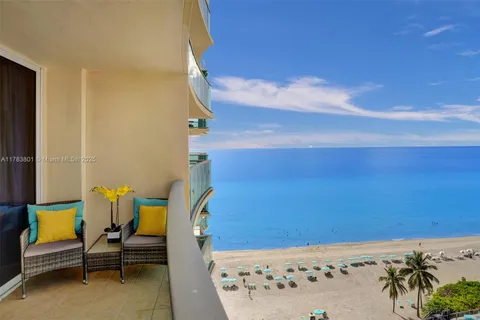 2501 S Ocean Dr, Hollywood FL 33019