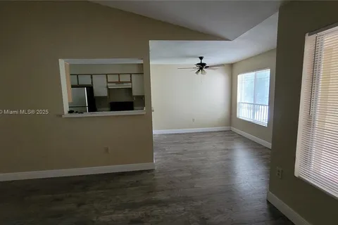 2425 NW 33rd St # 1313, Oakland Park FL 33309