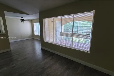 2425 NW 33rd St # 1313, Oakland Park FL 33309