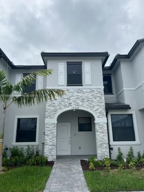 13332 SW 287 terrace # 13332, Homestead FL 33033