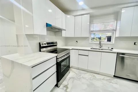 1649 NE 8th Ave # 1649, Fort Lauderdale FL 33305