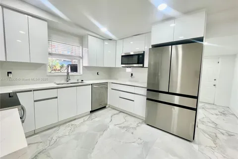 1649 NE 8th Ave # 1649, Fort Lauderdale FL 33305