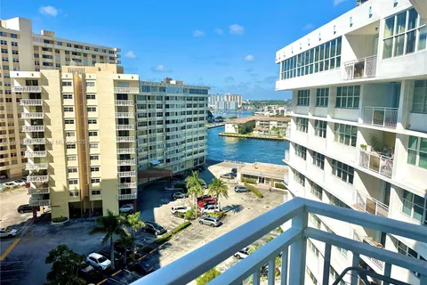 1801 S Ocean Dr # 1042, Hallandale Beach FL 33009
