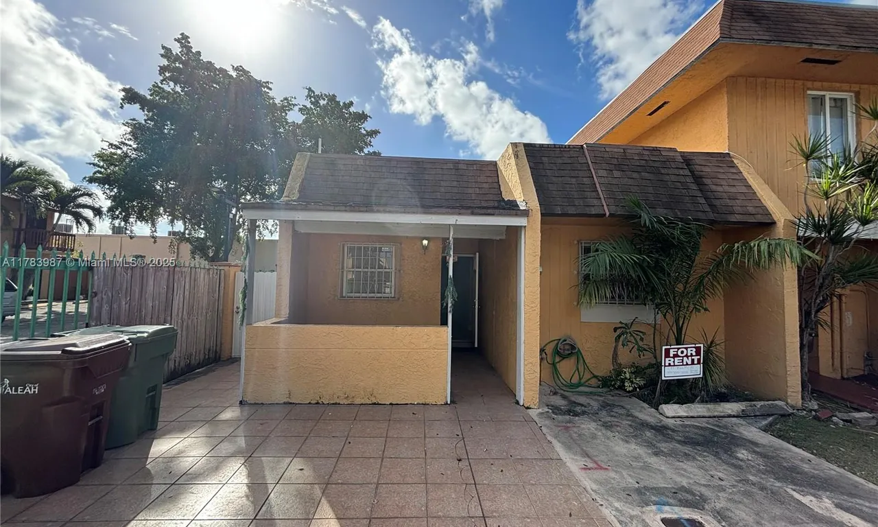 2350 W 53rd Ter # 12, Hialeah FL 33016