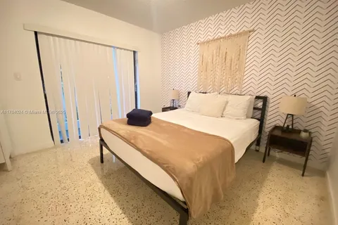 1645 SW 7th St # 4, Miami FL 33135