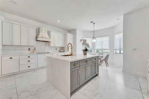 19386 SW 78th Pl, Cutler Bay FL 33157