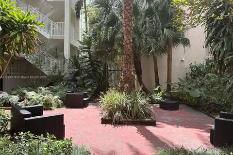 1420 Pennsylvania Ave # 309, Miami Beach FL 33139