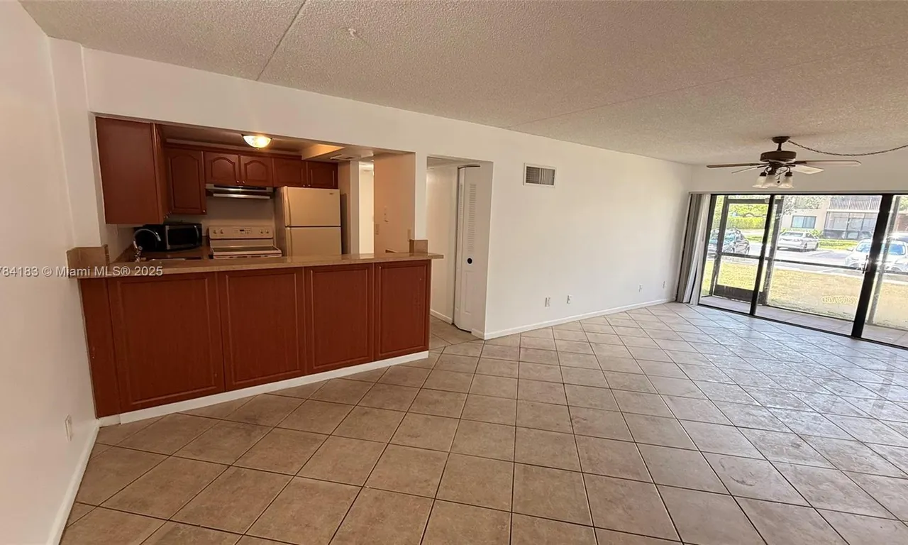 5855 Washington St # 91, Hollywood FL 33023