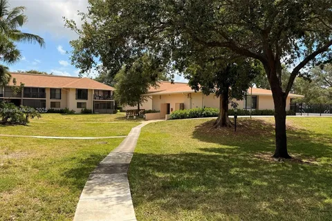 5855 Washington St # 91, Hollywood FL 33023