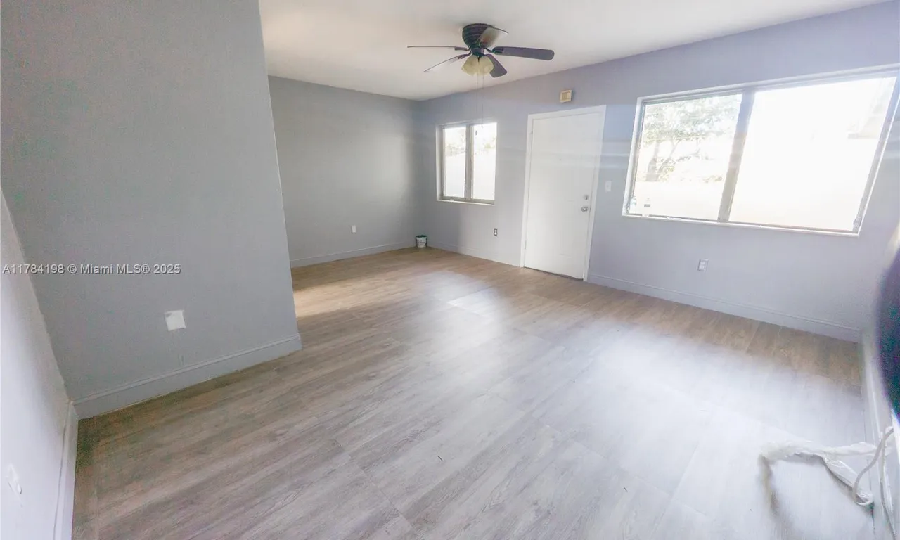 2170 NW Flagler Ter #108 # 108, Miami FL 33125