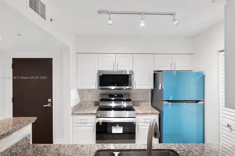 90 Alton Rd # 1706, Miami Beach FL 33139