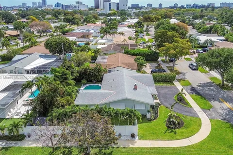 2133 NE 63rd Ct, Fort Lauderdale FL 33308