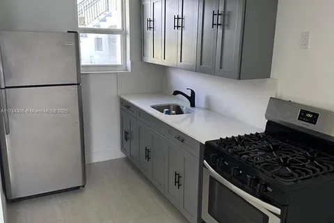 4300 SW 67th Ave # 11, Miami FL 33155
