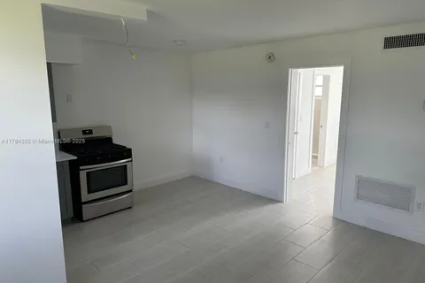 4300 SW 67th Ave # 11, Miami FL 33155