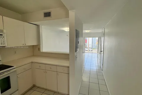 2620 W 76th St # 201, Hialeah FL 33016