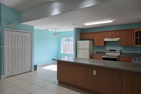 20209 SW 325th St, Homestead FL 33030