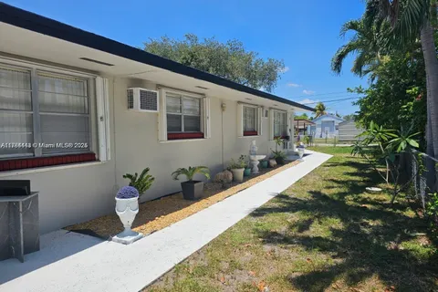 2407 Cleveland # 2407, Hollywood FL 33020