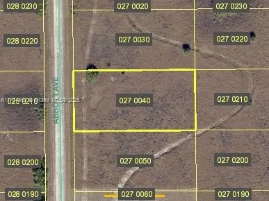 1416 Abbott Ave, Lehigh Acres FL 33972