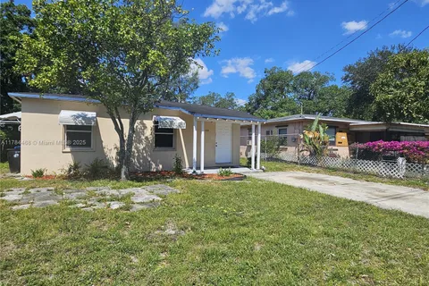 723 NW 15th Way, Fort Lauderdale FL 33311