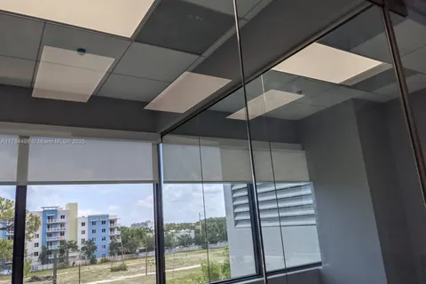 19790 W Dixie Hwy # 308, Aventura FL 33180